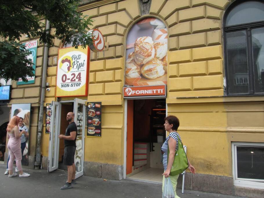 Lavender Apartment Near Heroes' Square & Puskas Stadium Budapeste Exterior foto