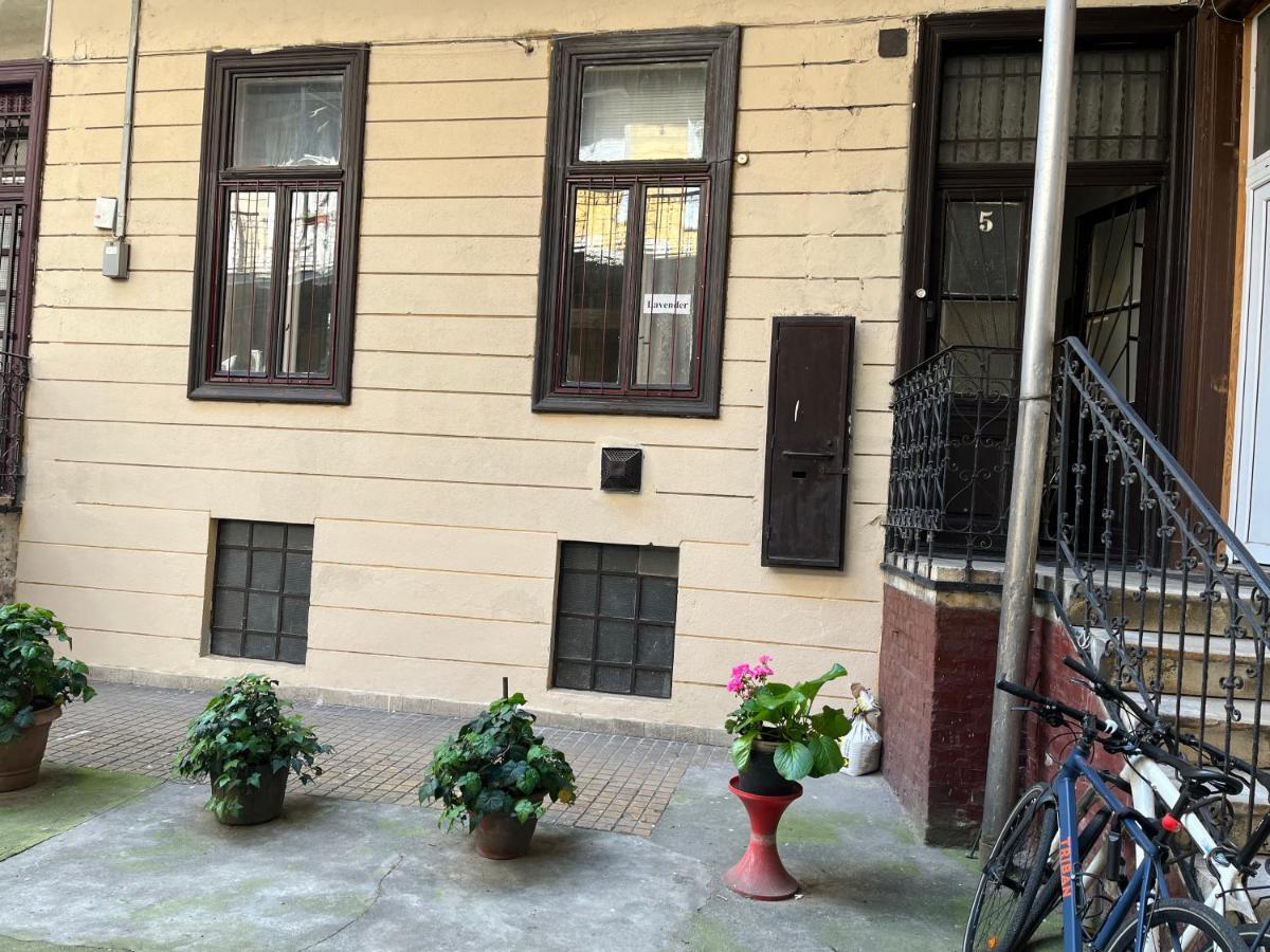 Lavender Apartment Near Heroes' Square & Puskas Stadium Budapeste Exterior foto