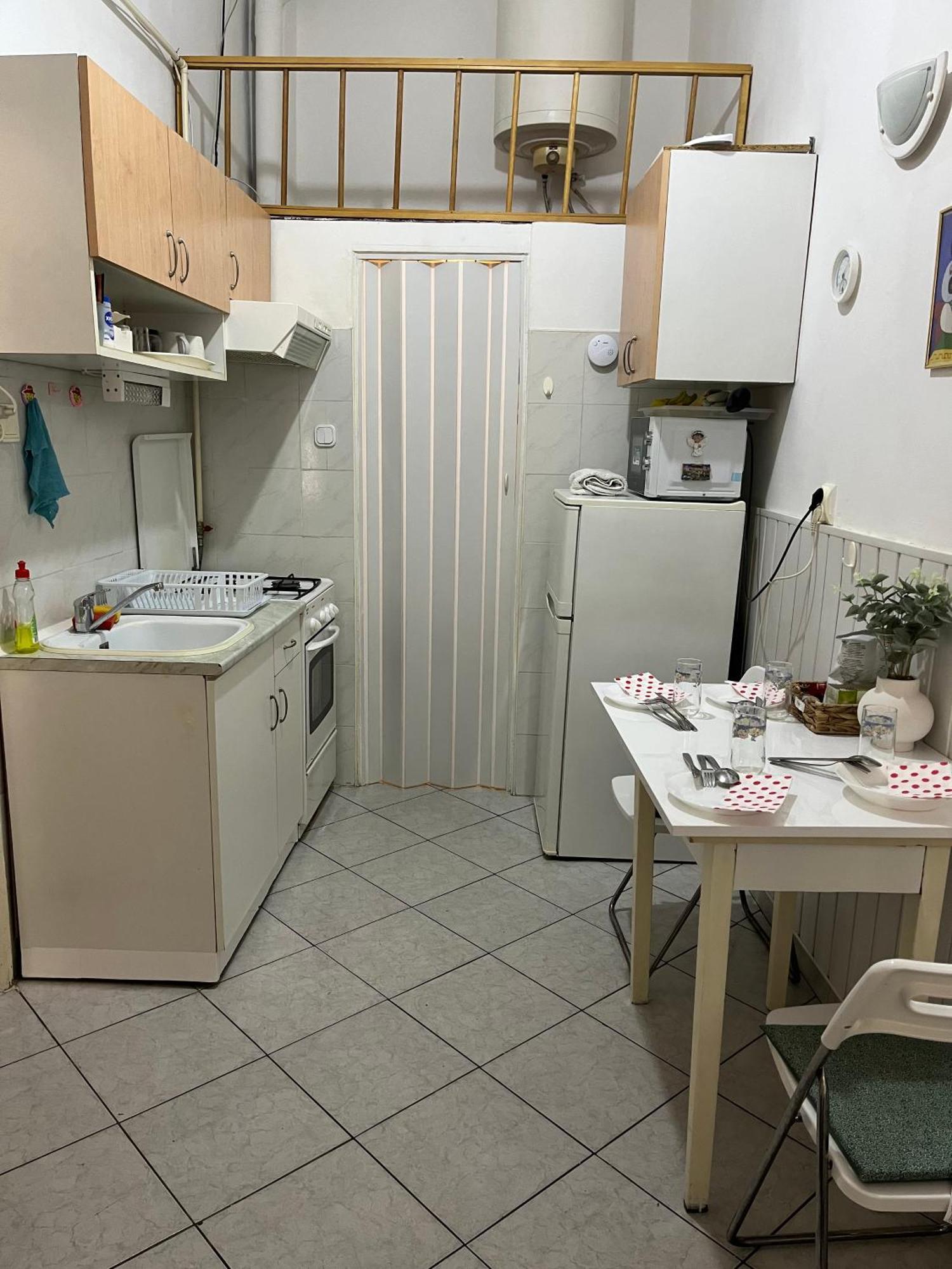 Lavender Apartment Near Heroes' Square & Puskas Stadium Budapeste Exterior foto